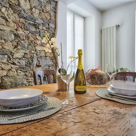 Apartment La Casa Di Flo Luxury Lierna