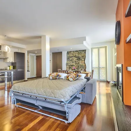 La Casa Di Flo Luxury Apartment Lierna
